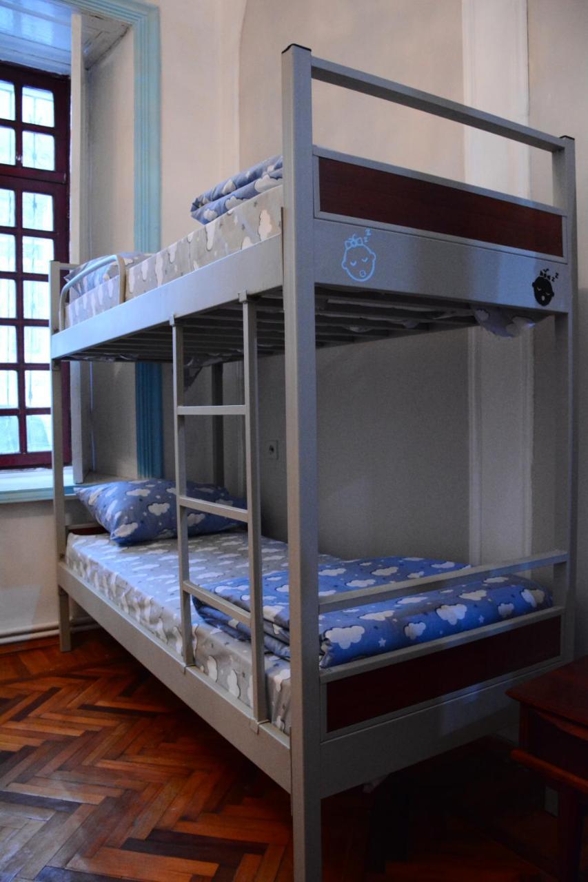 באקו Flora Hostel מראה חיצוני תמונה
